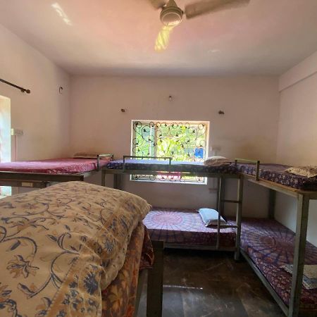 Namahstay Eco Hostel & Coworking & Art Community Space Arambol Bagian luar foto