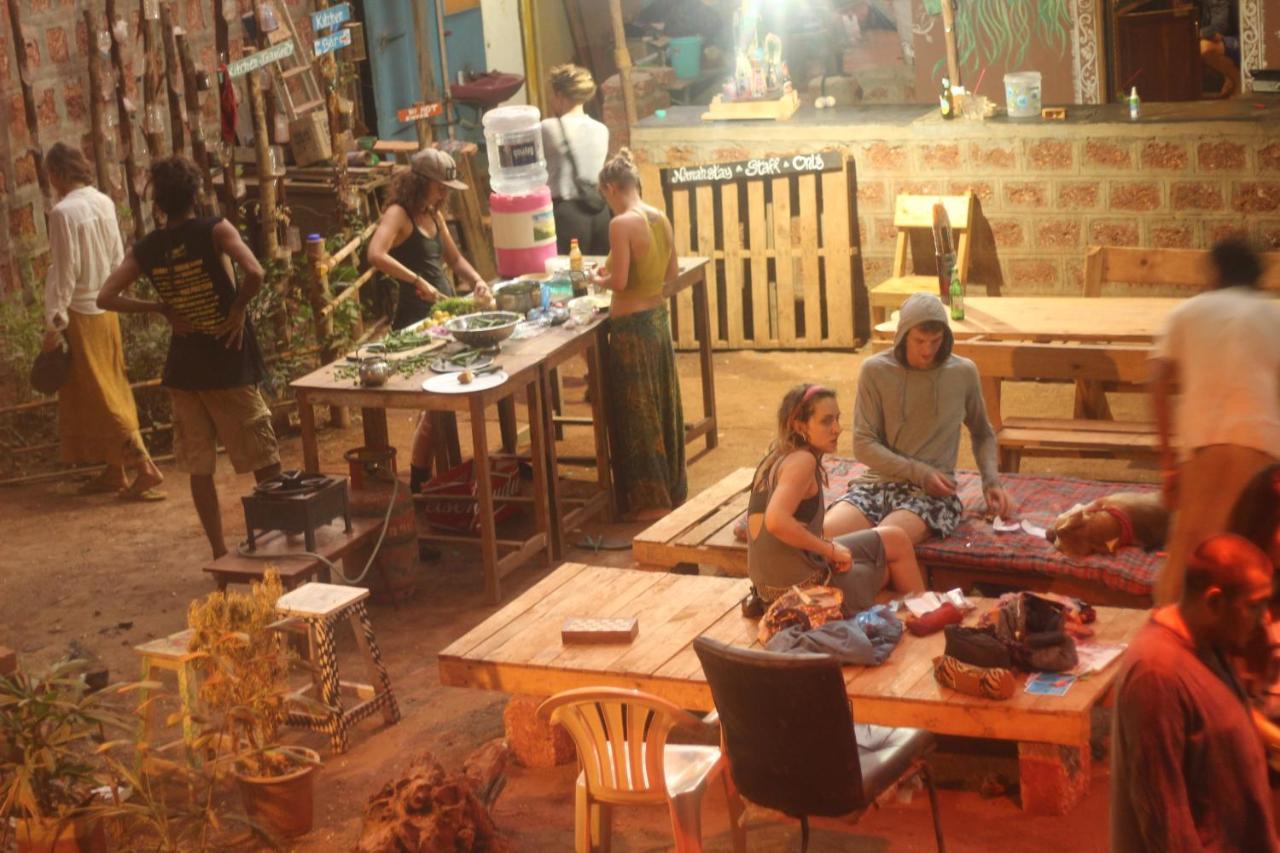 Namahstay Eco Hostel & Coworking & Art Community Space Arambol Bagian luar foto