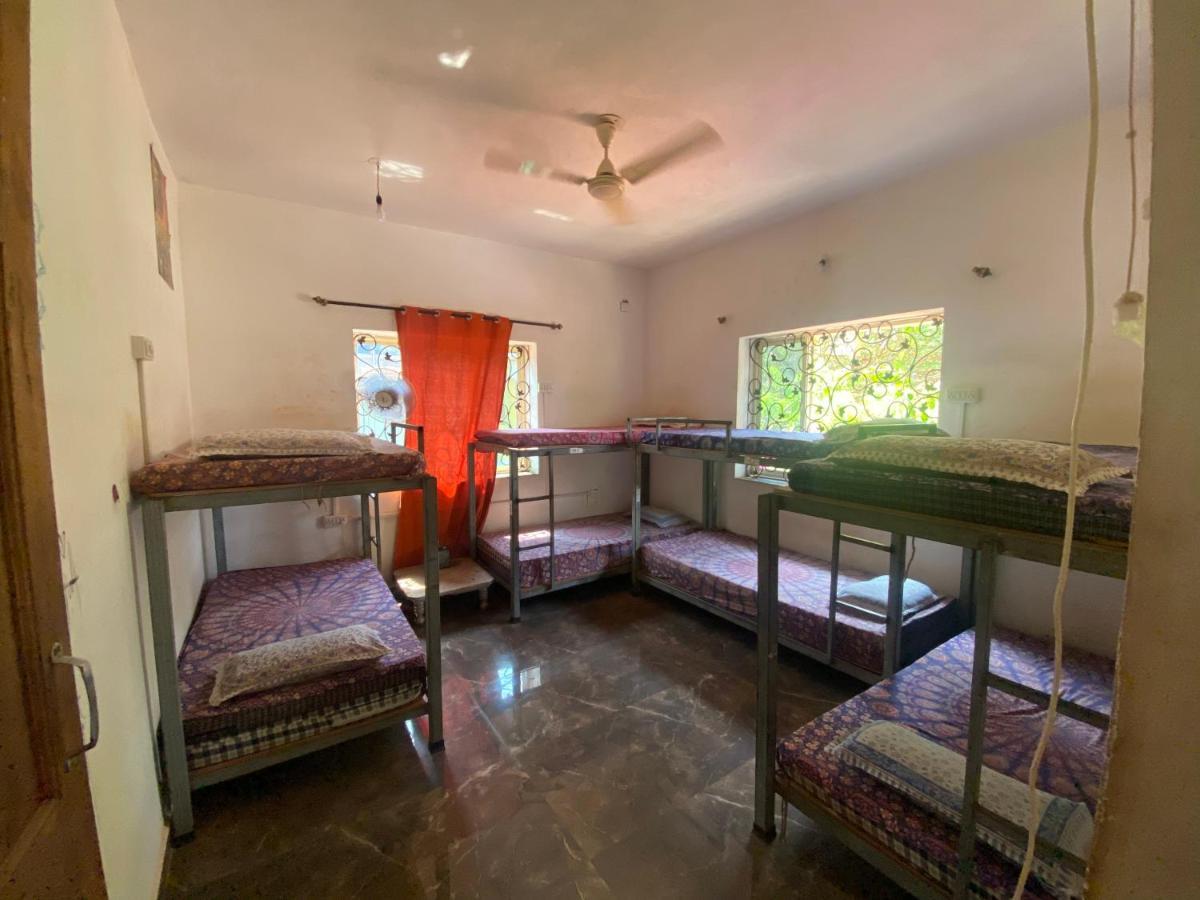 Namahstay Eco Hostel & Coworking & Art Community Space Arambol Bagian luar foto