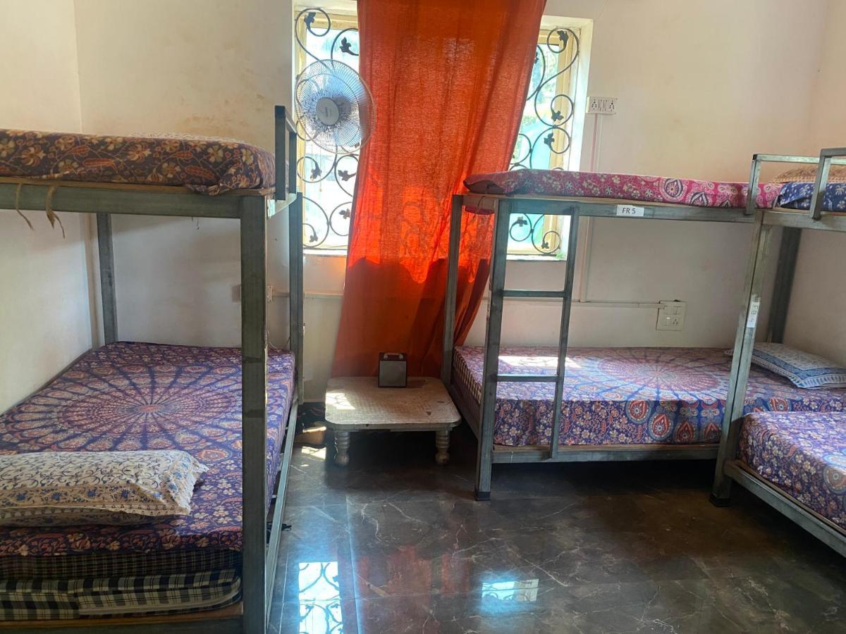 Namahstay Eco Hostel & Coworking & Art Community Space Arambol Bagian luar foto
