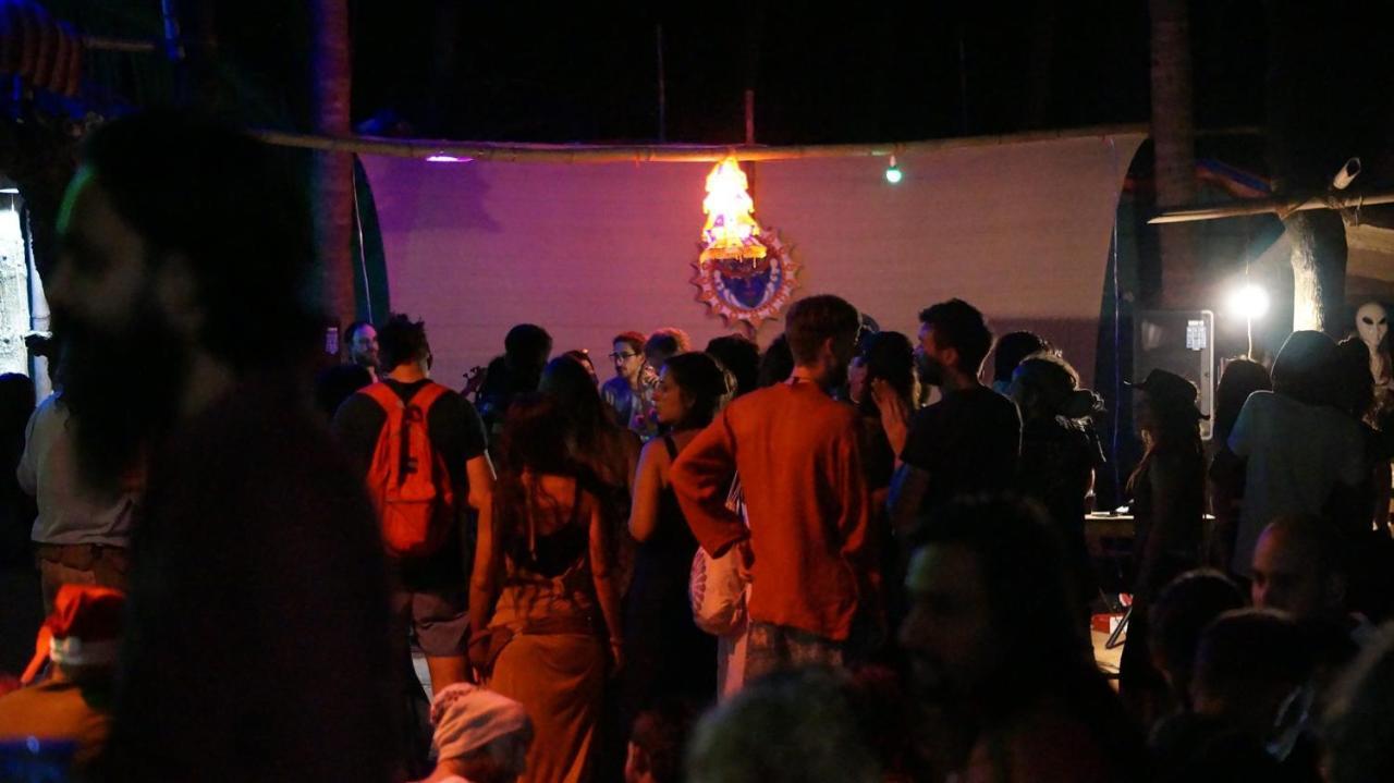 Namahstay Eco Hostel & Coworking & Art Community Space Arambol Bagian luar foto